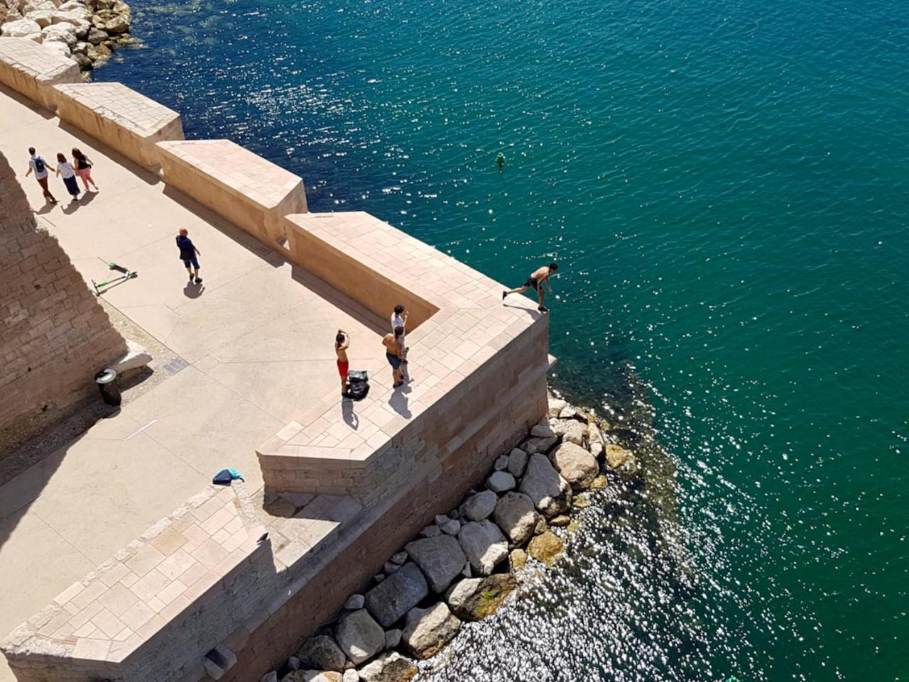 Ferienwohnung La Belle Aventure Au Soleil Du Vieux-Port Marseilles Exterior foto